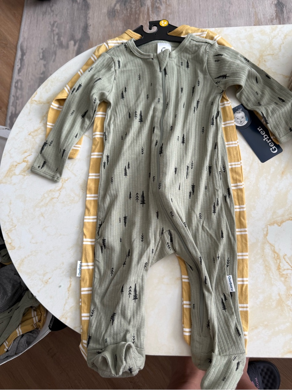 NWT Gerber Baby Onesie Set of Two 3-6 months